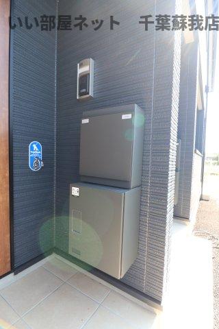 エントランス　宅配ボックスがあると、自分の時間を有効活用できますね！