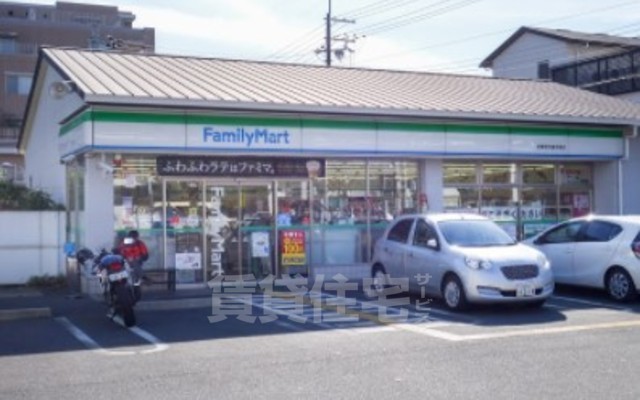 コンビニ　ファミリーマート　京都御池通天神（コンビニ）まで216m