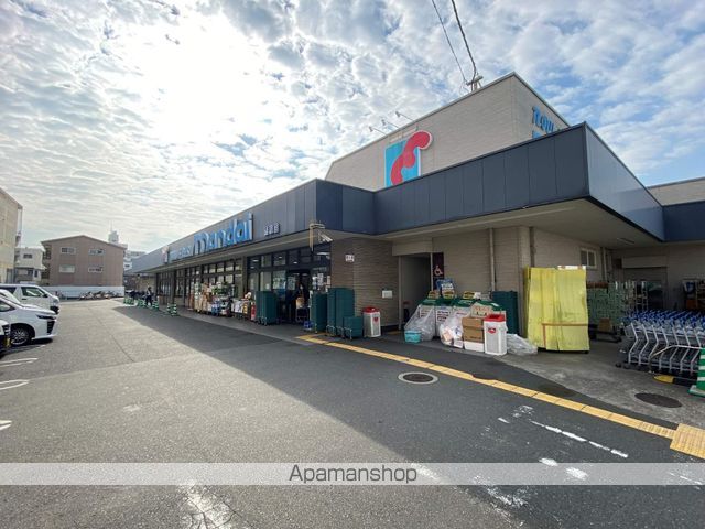 スーパー　（株）万代／鷹殿店（スーパー）まで403m