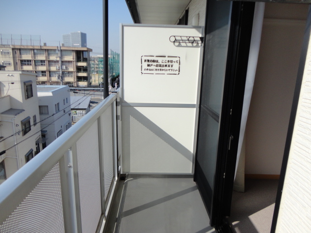 ＪＲ関西本線 八尾駅 徒歩12分 4階建 築19年の内装写真