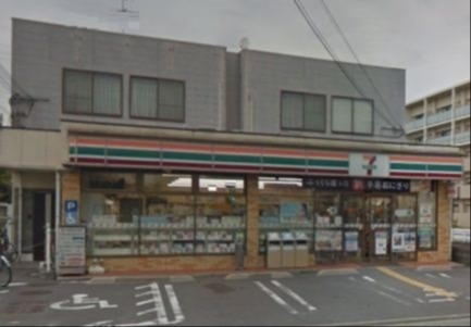 コンビニ　セブンイレブン高槻川添1丁目店（コンビニ）まで42m