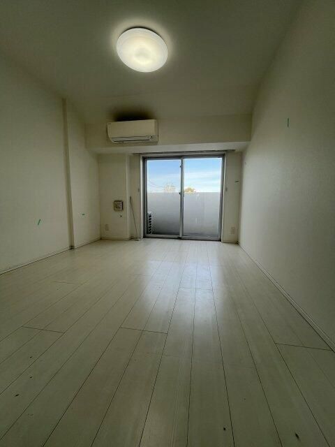 小田急線 下北沢駅 徒歩6分 4階建 築9年の内装写真