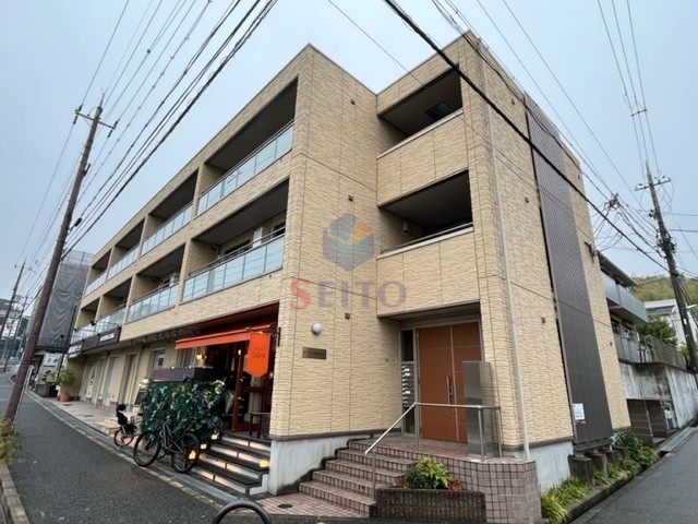 カーサ・西泉丘A棟