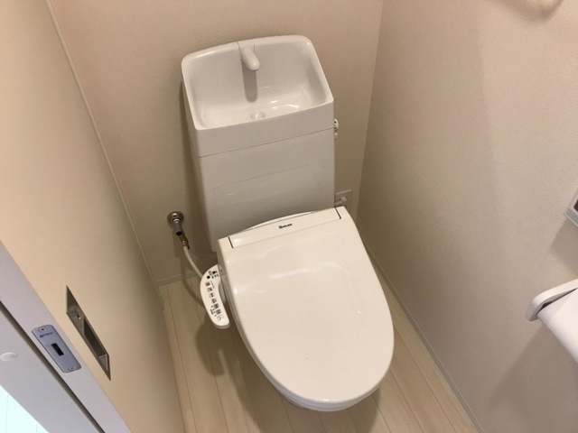 トイレ　図面と現状に相違がある場合には現状を優先