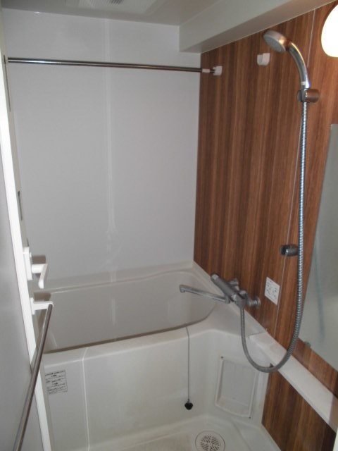 バス・シャワールーム　同物件別部屋引用です♪
