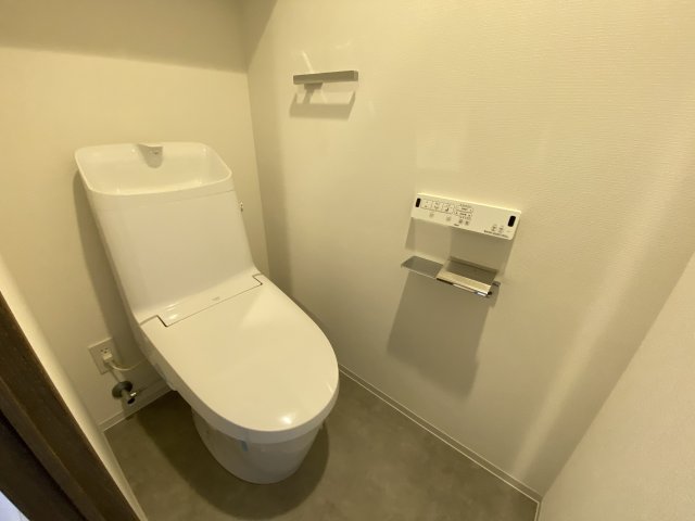 シーズンフラッツ滝野川のトイレ写真