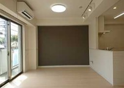 小田急線 千歳船橋駅 徒歩15分 3階建 築9年の居間写真