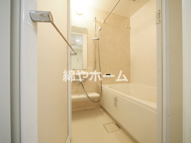 バス・シャワールーム　日々の疲れを癒すお風呂付です