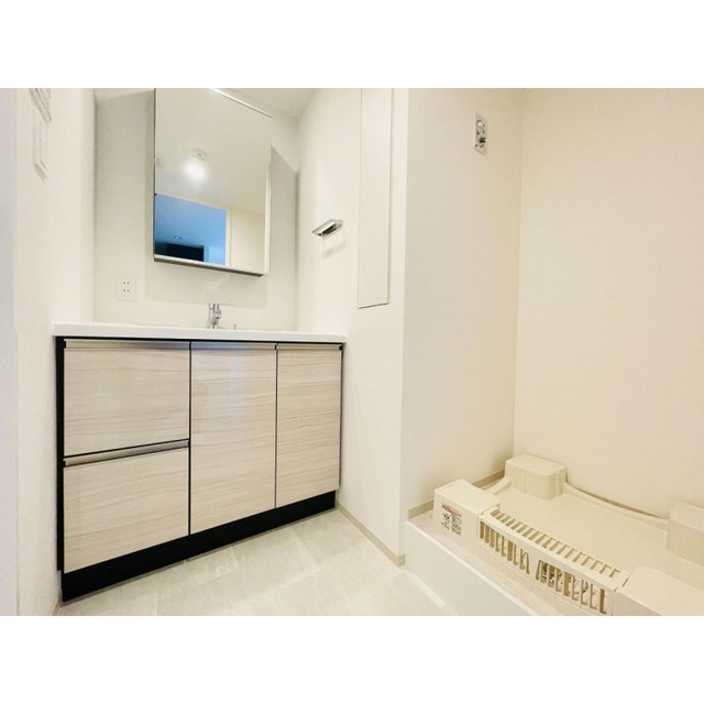 洗面設備　※写真は同タイプ住戸です。