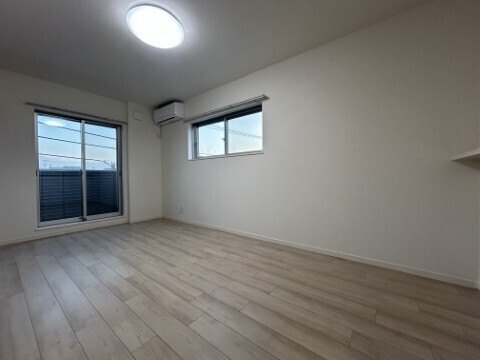 パークフロント府中美好町の居間写真