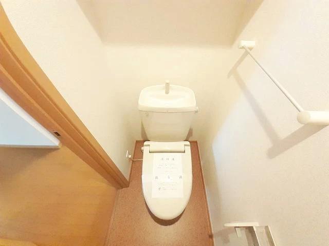 ＪＲ鹿児島本線 遠賀川駅 徒歩56分 2階建 築20年のトイレ写真