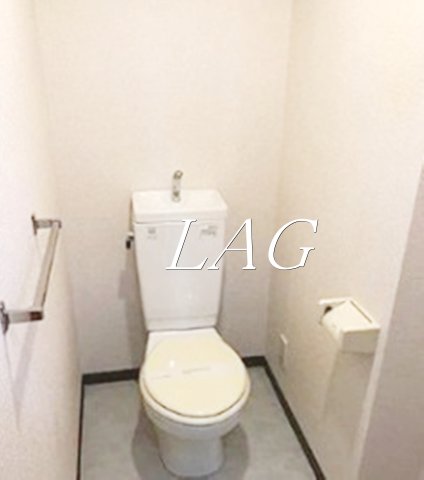 ＪＲ総武線快速 錦糸町駅 徒歩6分 8階建 築25年のトイレ写真