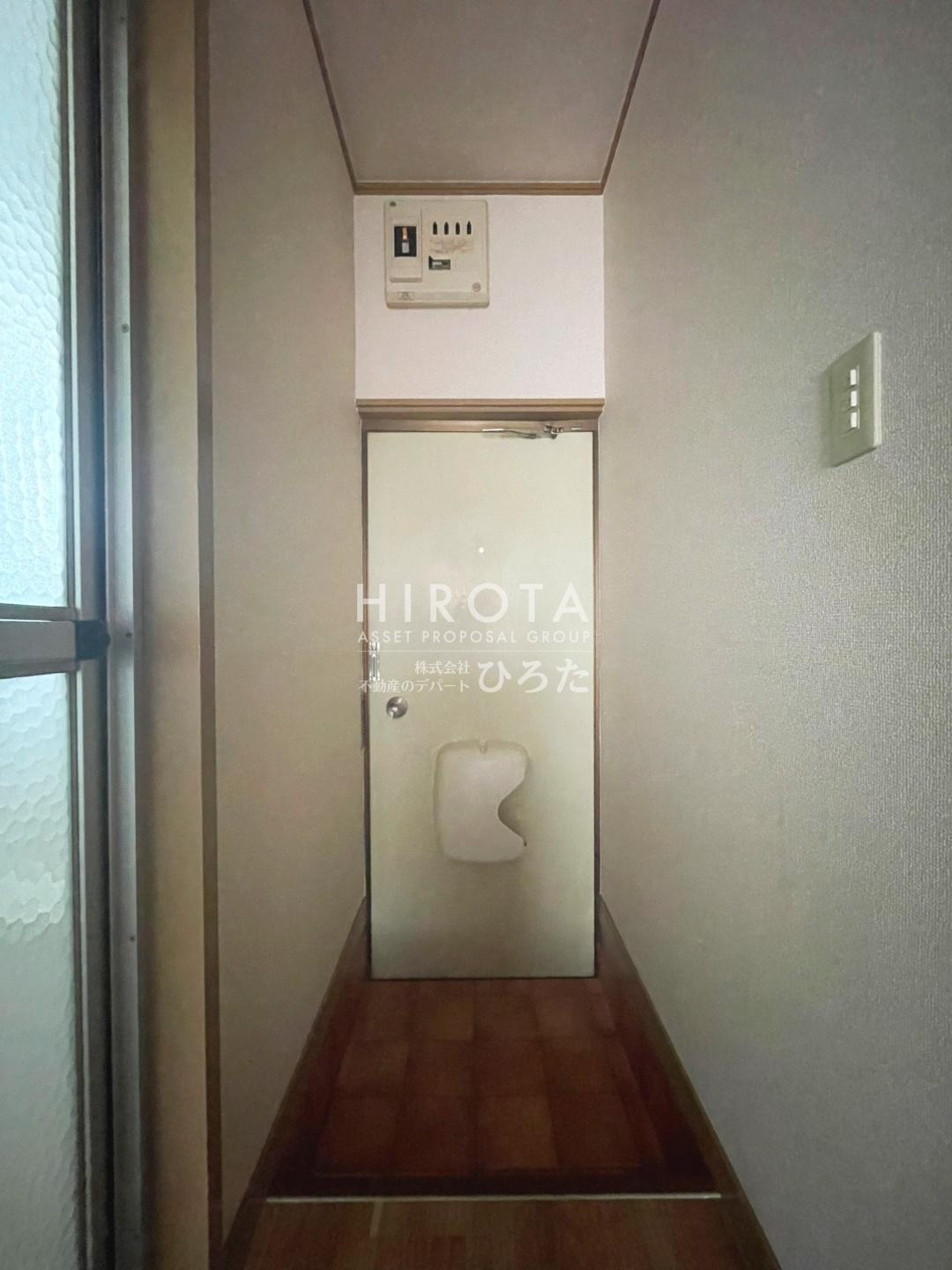 青山ハイツの玄関写真