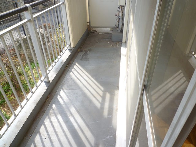 ＪＲ京浜東北線 川崎駅 徒歩16分 4階建 築42年の内装写真