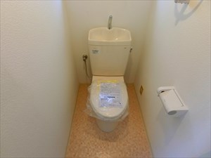 東京メトロ日比谷線 三ノ輪駅 徒歩7分 6階建 築38年のトイレ写真