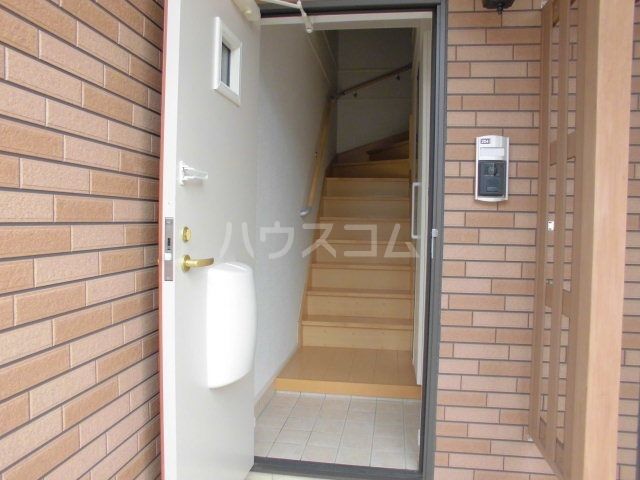 ラフレシールの玄関写真