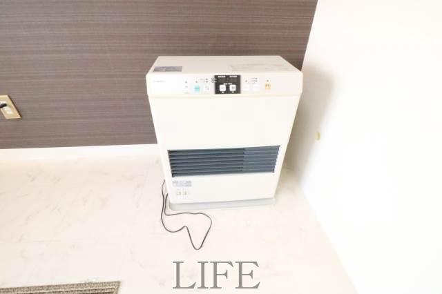 その他設備　灯油ストーブで冬も暖か♪