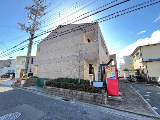 建物外観　外観写真（昼）