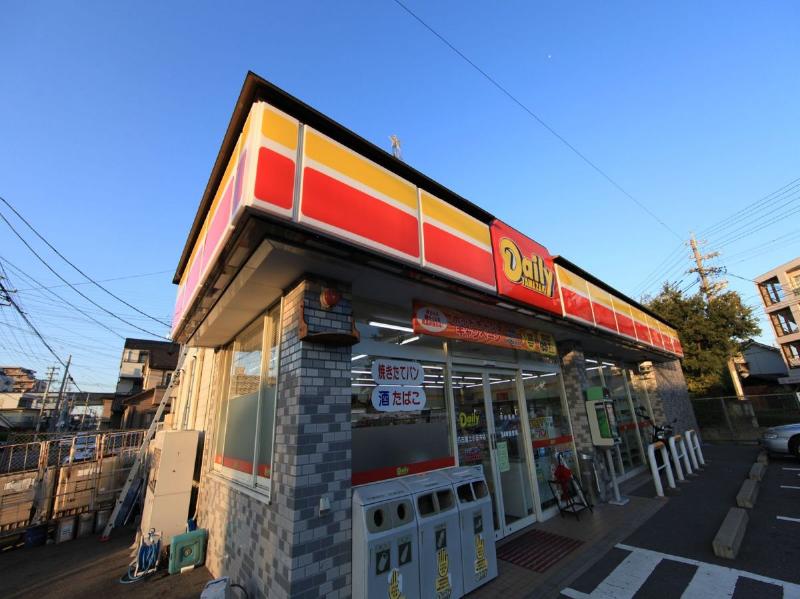 コンビニ　デイリーヤマザキ西区二方町店（コンビニ）まで132m