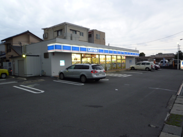 コンビニ　ローソン沼津本田町店（コンビニ）まで200m