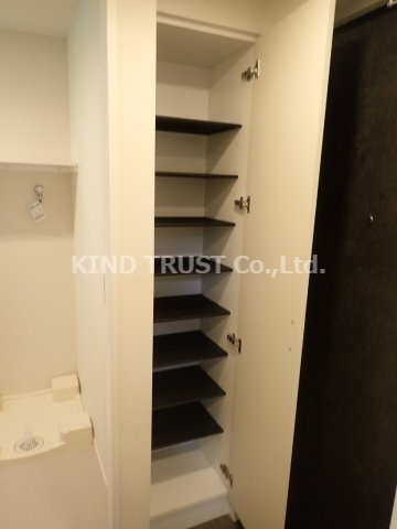 玄関　シューズボックスです