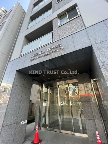 エントランス　ゆとりのあるエントランスです