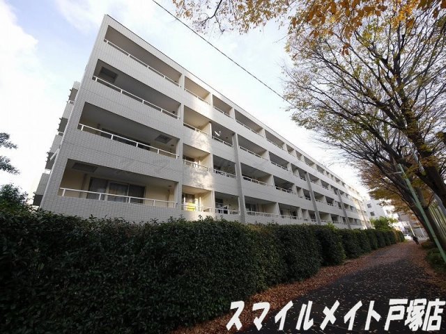 ハイツ東戸塚IIＢ号棟の建物外観