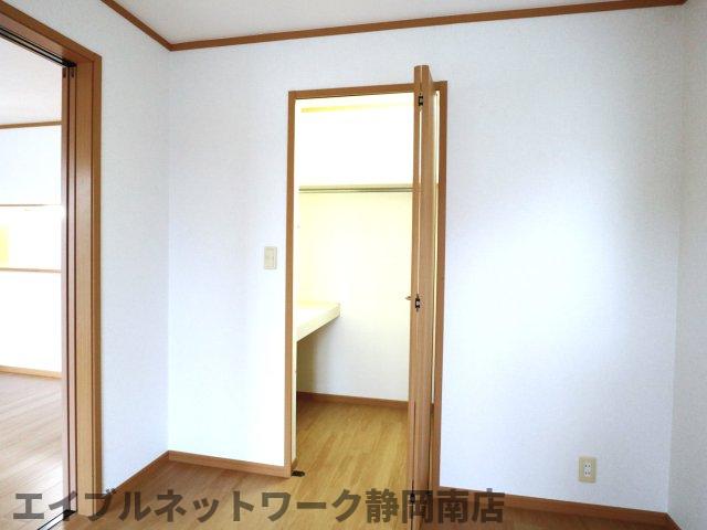 収納　十分な収納スペースがあります