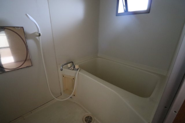 バス・シャワールーム　同物件別部屋です。