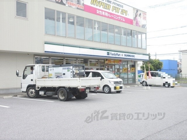 【彦根市野瀬町のアパートのコンビニ】