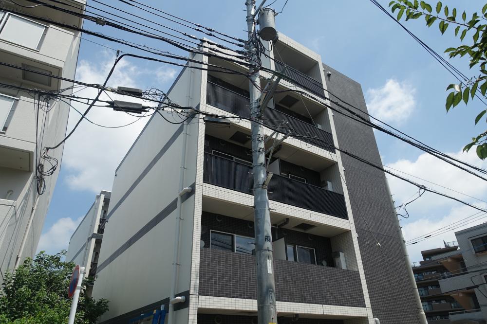 【立川市錦町のマンションの建物外観】