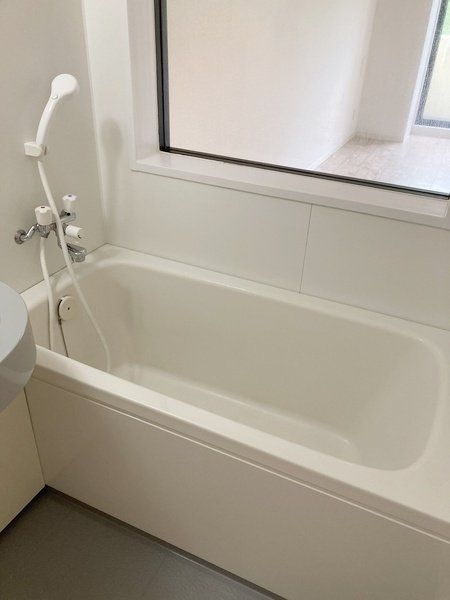 バス・シャワールーム　バスルーム（3点式）