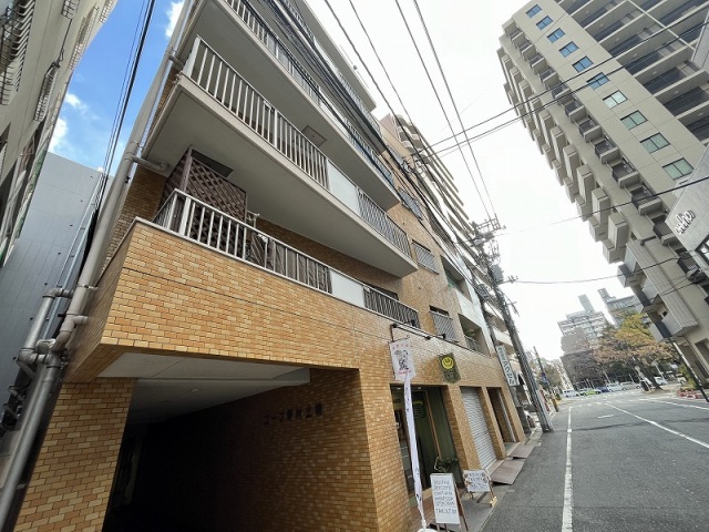 広島市中区土橋町のマンションの建物外観