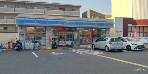 【大阪市東淀川区豊新のマンションのコンビニ】