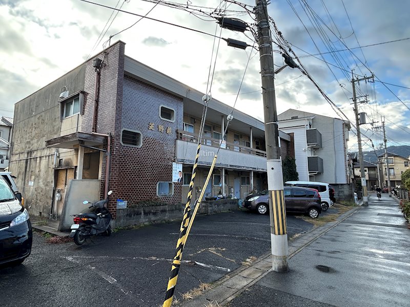 芝野荘の建物外観