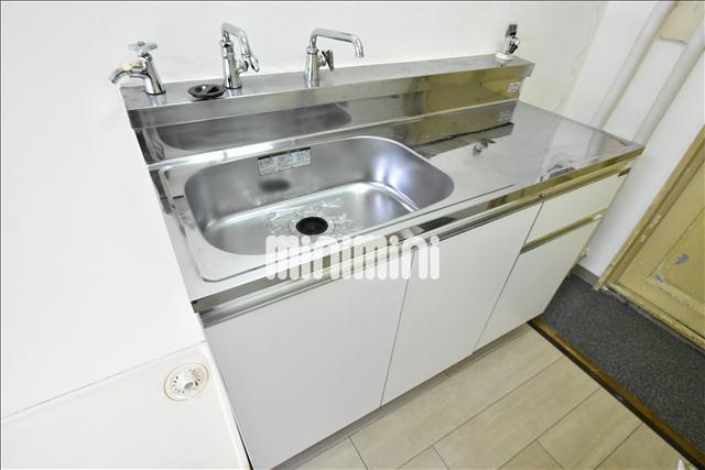 キッチン　シンクが広めのキッチンです。