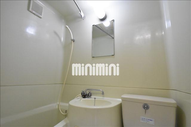 洗面設備　洗面台です。