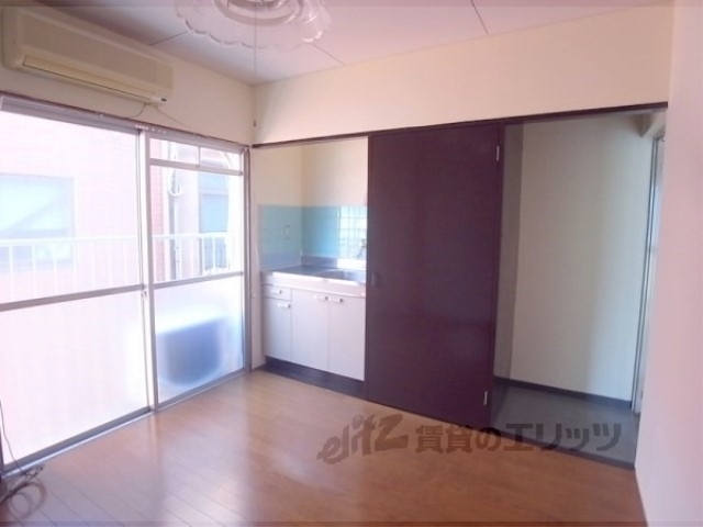 居室・リビング　洋室