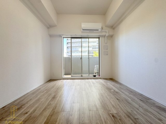 居室・リビング　エスリード難波AGREA