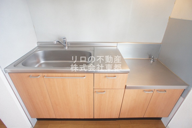 キッチン　お料理楽しくなるかも、ガスコンロ設置可能キッチンです☆