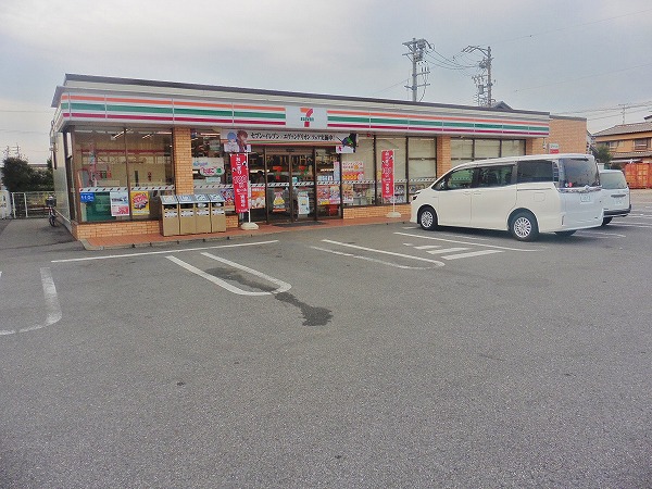 コンビニ　セブンイレブン 高浜田戸町店（コンビニ）まで406m