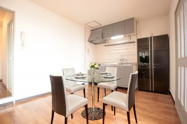 居室・リビング　ＣＧで家具等を配置したもので家具等は含まれません。