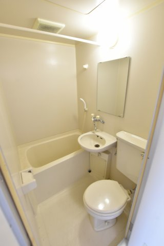 バス・シャワールーム　別号室の画像です。ご参考下さい