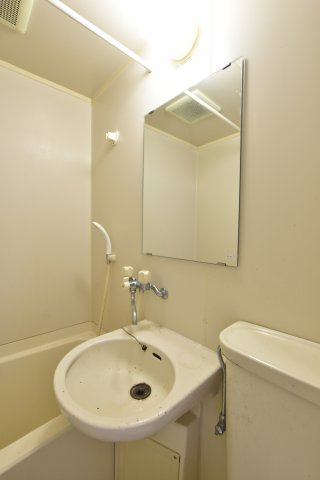 洗面設備　別号室の画像です。ご参考下さい