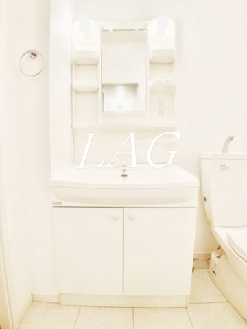 洗面設備　独立洗面台です。