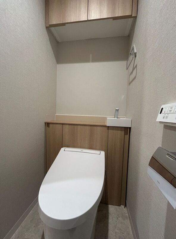 トイレ　トイレ