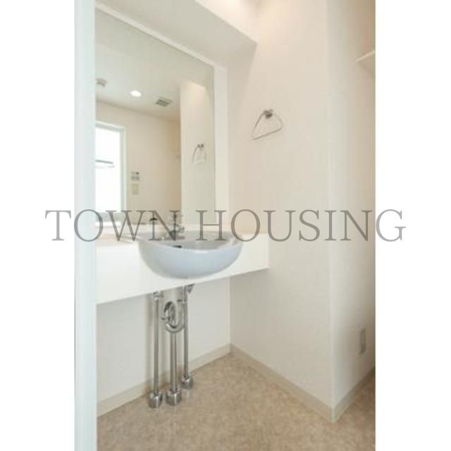 洗面設備　※写真は同タイプ住戸です。
