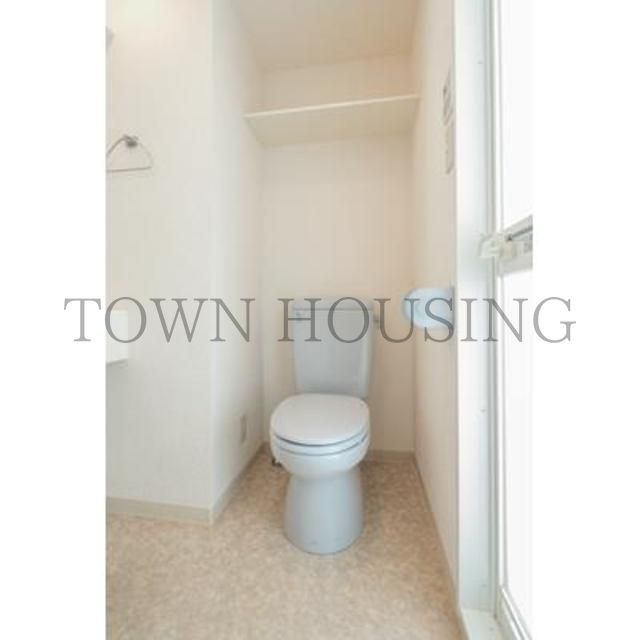 トイレ　※写真は同タイプ住戸です。