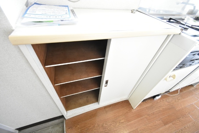 収納　シューズボックス