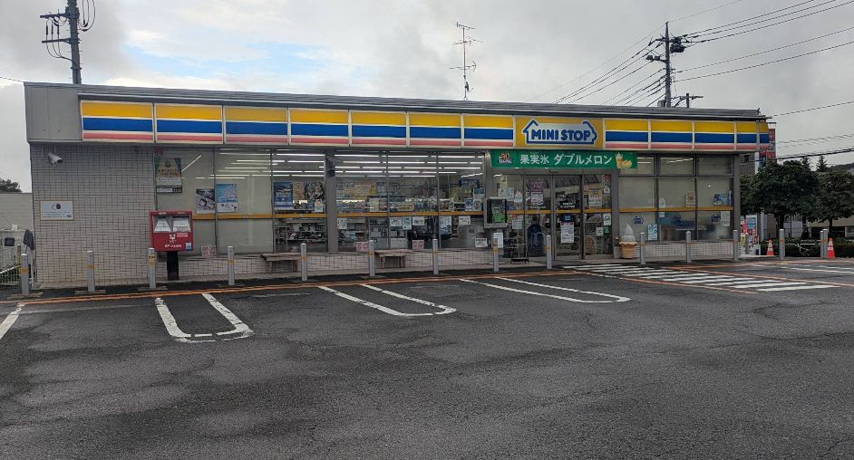 その他設備　コンビニまで徒歩2分◎